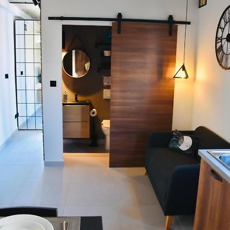 Chic Penthouse Industrial-Style Daire Mosta Dış mekan fotoğraf